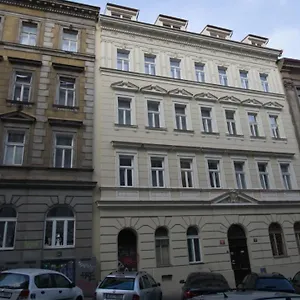  Apartment Continents Nearby Main Train And Bus Station Czech Republic